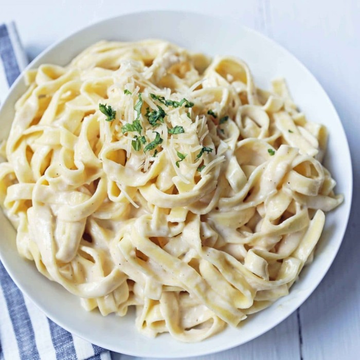 Image of Fettuccine Alfredo