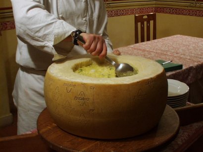 Risotto in a Cheese Bowl